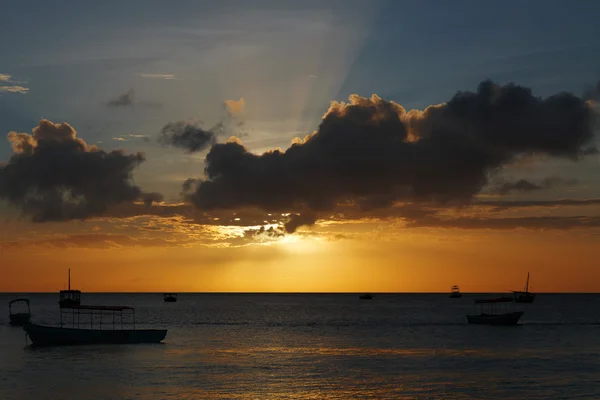 Zanzibar naplemente, Nungwi beach — Stock Fotó