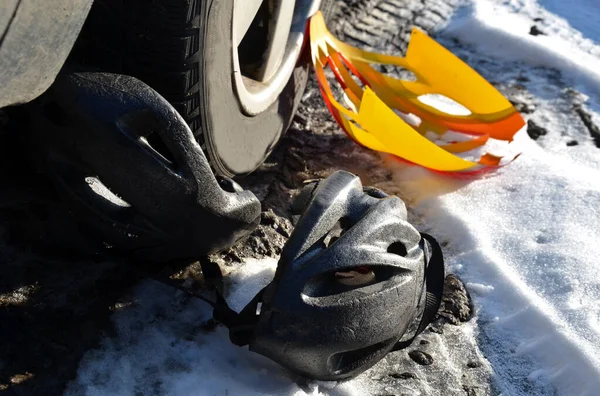 Χιονισμένοι Δρόμοι Δημιουργούν Συγκρούσεις Πατήσεις Ρίξεις Έναν Ποδηλάτη Είναι Τραγωδία — Φωτογραφία Αρχείου