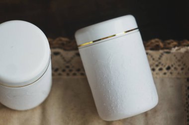 Kraliyet jölesi, Akış Eyaleti yakın çekim, beyaz bal, vitaminler