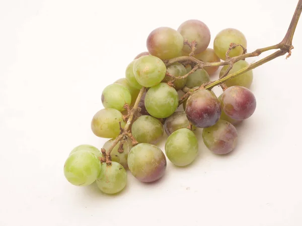 Fruta Fotografía Alimentos Uvas Verdes Fondo Blanco — Foto de Stock
