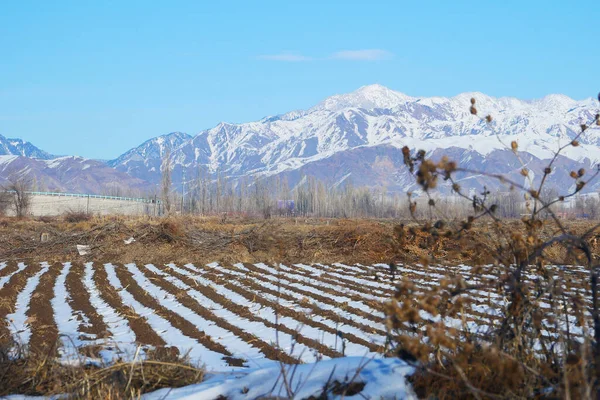 Fazenda Após Neve Inverno Montanha Neve — Fotografia de Stock