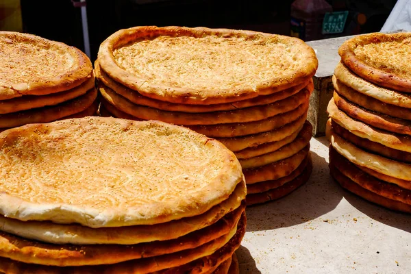 Naan Assado Amarelo Massa Delicadeza Popular — Fotografia de Stock