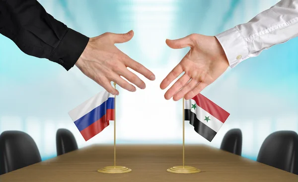 Diplomat Rusia dan Suriah menyetujui kesepakatan. — Stok Foto