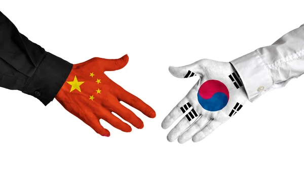 Líderes de China y Corea del Sur dan la mano a un acuerdo — Foto de Stock