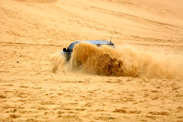 Vetores de Cor Brilhante Offroad Carro De Moto Para Colorir Página Livro  Infantil e mais imagens de Motocicleta - iStock