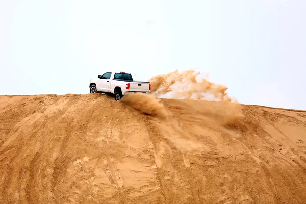 Road Vehicle Traveling Desert — Stock Photo, Image