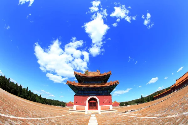 China Qing Dynasty Emperor Mausoleum Clear Dongling — Stockfoto