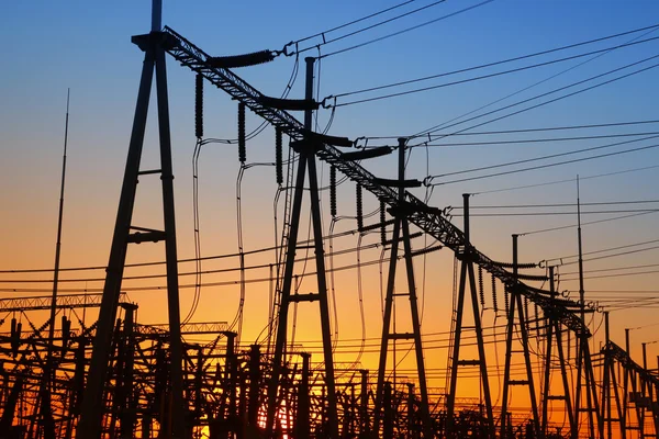 As instalações de fornecimento de energia — Fotografia de Stock