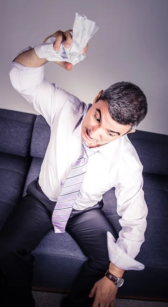 Angry businessman,bankrupt, business, businessman, computer, confused, contemporary, crazy, crisis, depressed, despair, desperate, determination, displeased, distraught, distressed, — Stock Photo, Image