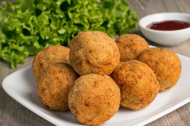 Sri Lanka tarzı balık pirzola