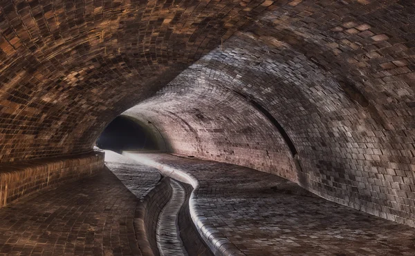 Підземна річка в Європі — стокове фото