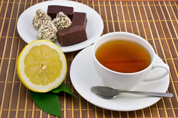 Limonlu çay