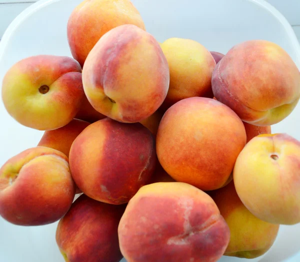 Delicious peaches — Stock Photo, Image