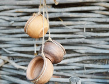 Portre ile etnik süsleme el yapımı geleneksel seramik jingle bells üzerinde