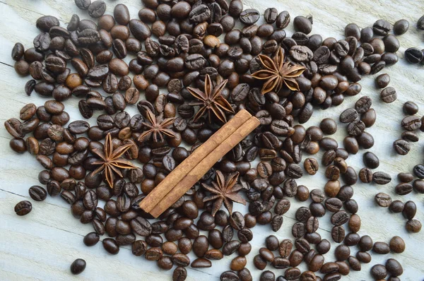 Chocolate, coffee, cinnamon, hazelnut, star anise — Stock Photo, Image