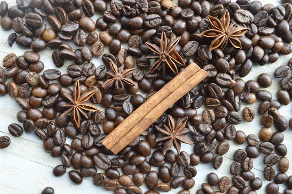 Chocolate, coffee, cinnamon, hazelnut, star anise — Stock Photo, Image