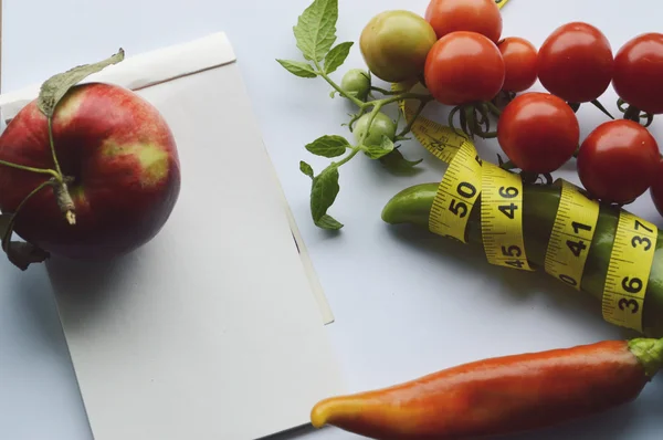 Hortalizas y frutas para bajar de peso —  Fotos de Stock