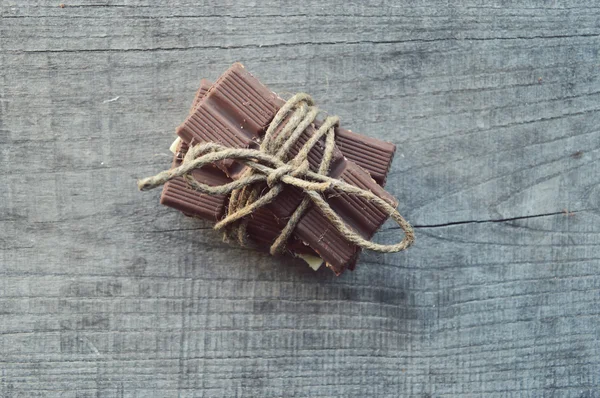 Chocoladerepen en stukken — Stockfoto