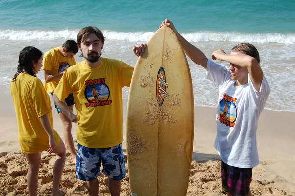 Surfers op Goofy Surf Camp — Stockfoto