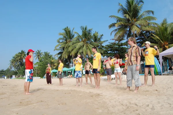 Gente en el campamento de surf Goofy — Foto de Stock