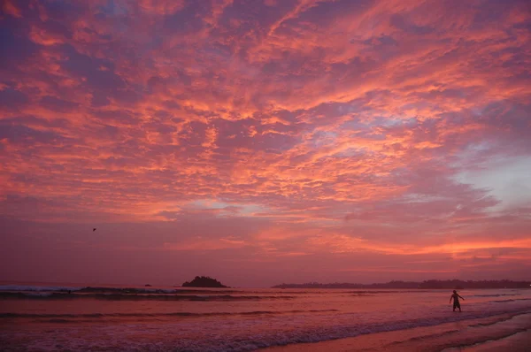 Piękny zachód słońca na plaży — Zdjęcie stockowe