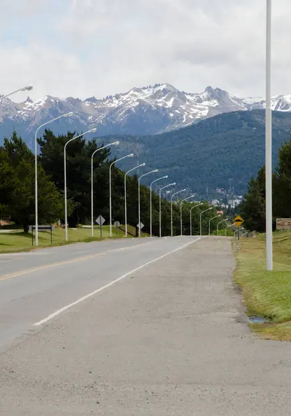 Route Entrée Bariloche Avec Chaîne Montagnes Arrière Plan — Photo