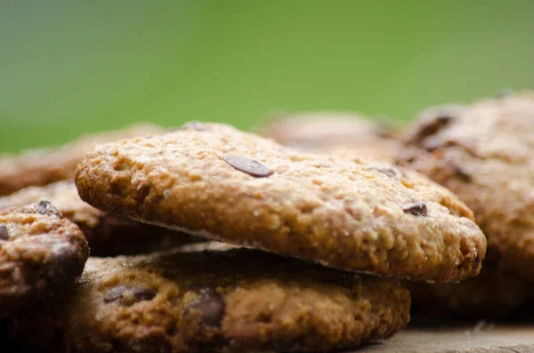 Hausgemachte Leckere Haferflockenplätzchen Mit Harzraspeln Getrockneten Aprikosen Und Dattelfrüchten Gesundes — Stockfoto