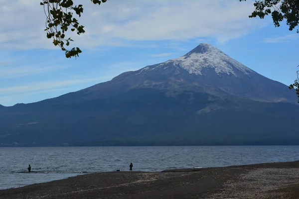 View Snowy Volcano Osorno Front Lake Vegetation Austral Highway Southern — Stockfoto