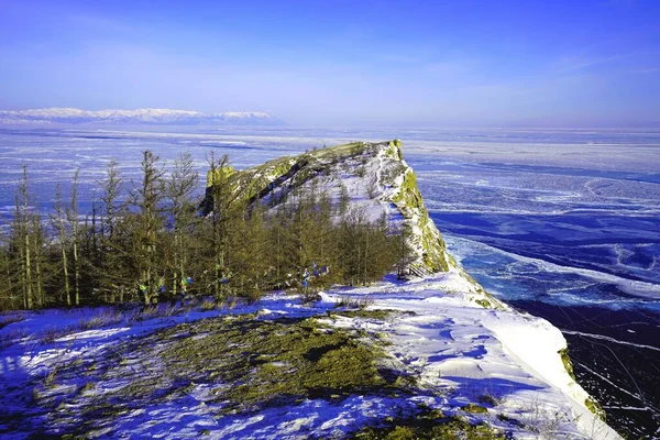 Поверхность Озера Байкал Замерзла Холм Лучшее Место Наблюдать Ним Снегу — стоковое фото