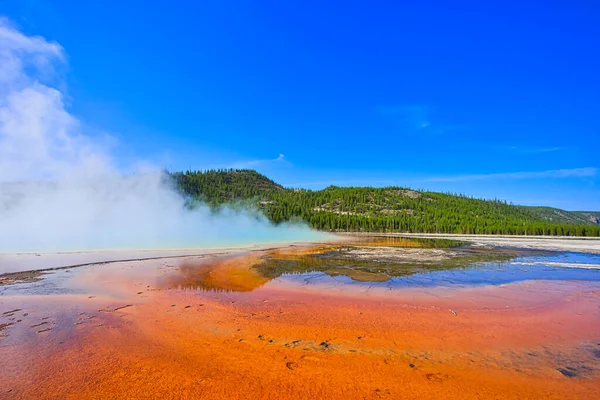 Old Faithful Geyser Eruption Paisaje Natural Maravilloso Parque Nacional Yellowstone —  Fotos de Stock