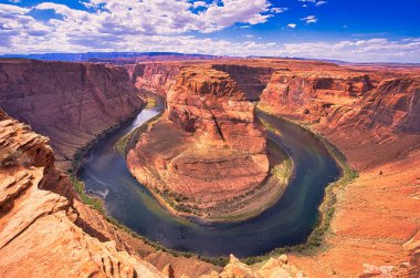 Birinci sınıf Horseshoe Virajı, sarı kanyon. Horseshoe Bend, Colorado Nehri, Arizona 'da bulunan bir kıvrım noktasıdır. ABD.