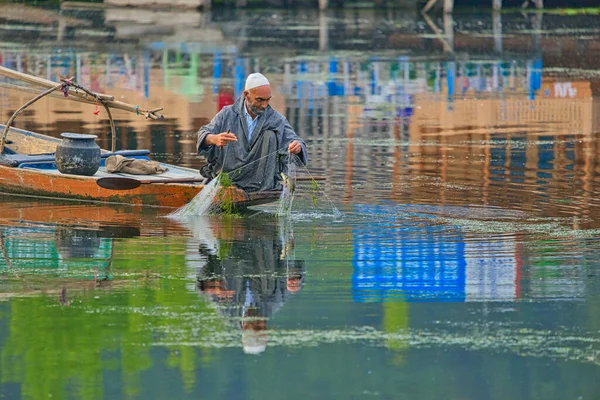 Srinagar Índia Julho 2018 Estilo Vida Lago Dal Homem Local — Fotografia de Stock