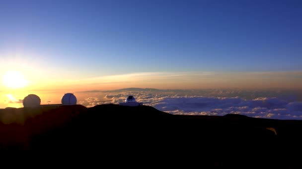 Observatorio Mar Nubes Atardecer Mauna Kea Observatory Big Island Hawaii — Vídeos de Stock