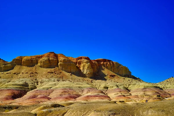 Viento Erosionó Colinas Cuadradas Minaretes Picos Montículos Efege Cielo Azul —  Fotos de Stock