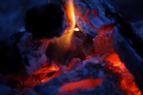 Fire in fireplace — Stock Photo, Image