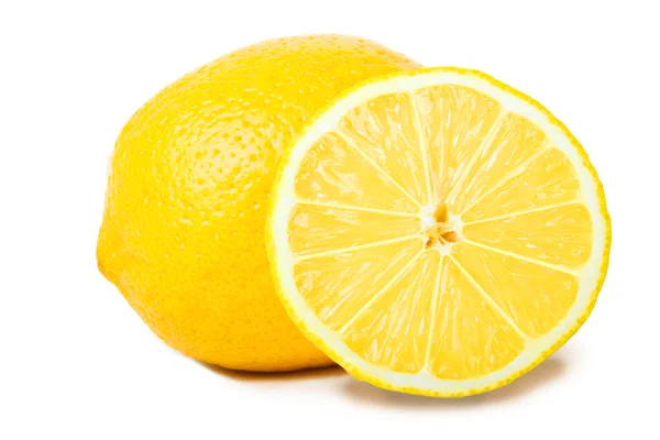 Färsk citron isolerade över vita — Stockfoto