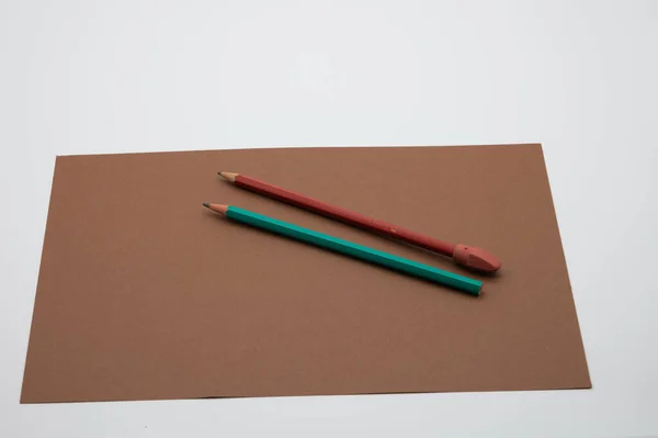 不同颜色的蜡笔 — 图库照片