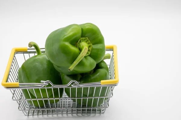 Pimientos Biológicos Verdes Frescos Grandes — Foto de Stock