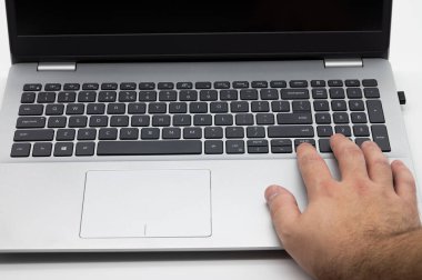 Küçük bilgisayar dizüstü bilgisayarı