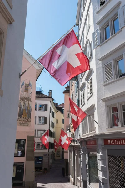 Zurich Suiza Agosto 2019 Vista Las Calles Con Banderas Suizas — Foto de Stock