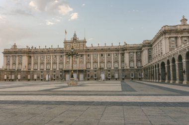 Madrid, İspanya - 6 Ağustos 2018 - Madrid Kraliyet Sarayı