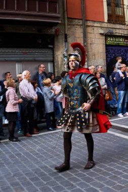 PAMPLONA, NAVARRA İSPANESİ 19 Nisan 2019: PAMPLONA 'NIN KURUMLARINDA HAYATINDA HAYIR