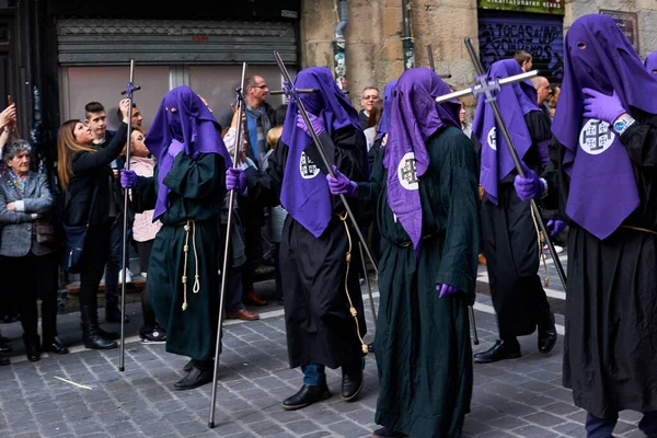 PAMPLONA, NAVARRA İSPANESİ 19 Nisan 2019: PAMPLONA 'NIN KURUMLARINDA HAYATINDA HAYIR