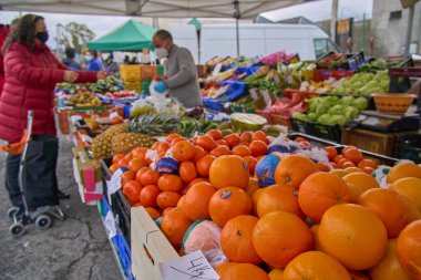 LANDABEN, PAMPLONA İSPANESİ 07: 2021 VEGETİLERİ, MÜZİK VE ETLERİ İÇİN KADAR