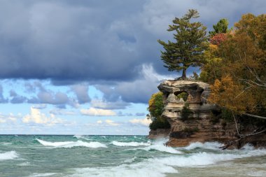 Chapel Rock ve Superior Gölü - Michigan üst Yarımadası