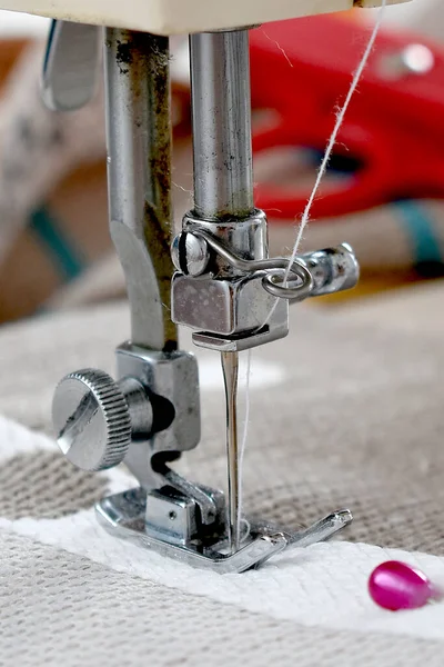 Швейная Машинка Закрыть — стоковое фото