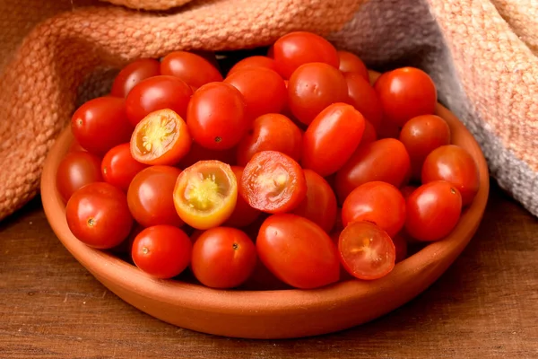 Fresh Tomatoes Wooden Table — Stock Photo, Image