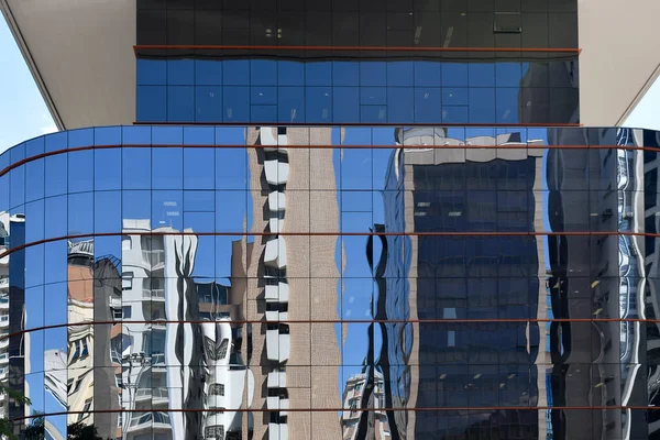 Glass Facade Modern Building — Stock Photo, Image