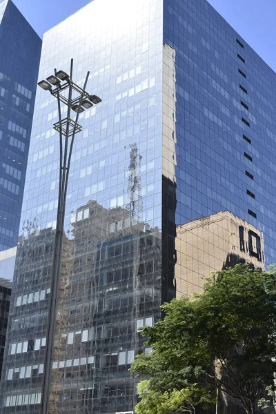 Glass Facade Modern Building — Stock Photo, Image