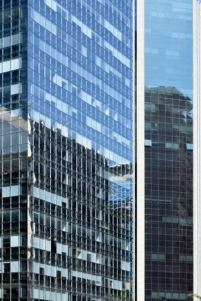 Glass Facade Modern Building — Stock Photo, Image